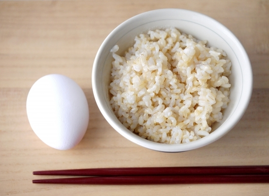 卵と玄米ご飯