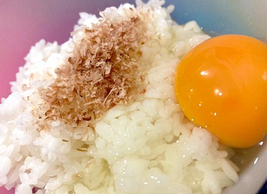 おかかと卵かけご飯