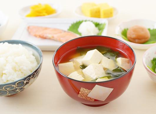 健康的な和朝食