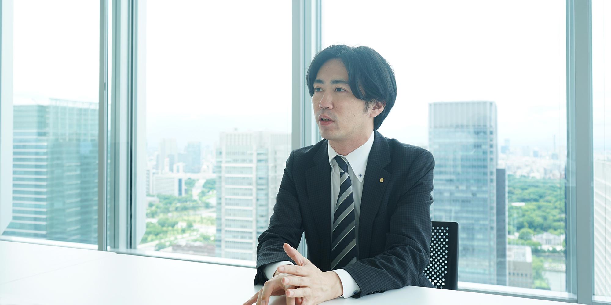 メディカルリソース医師事業部・横田のインタビュー中の様子